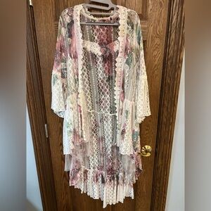 Floral Lace Kimono Cardigan